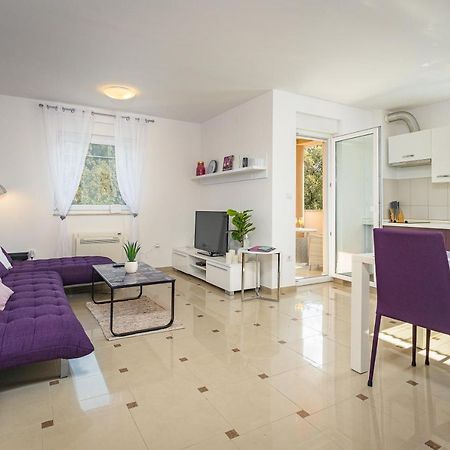 Seaside Apartment Lara Banjole Exterior photo